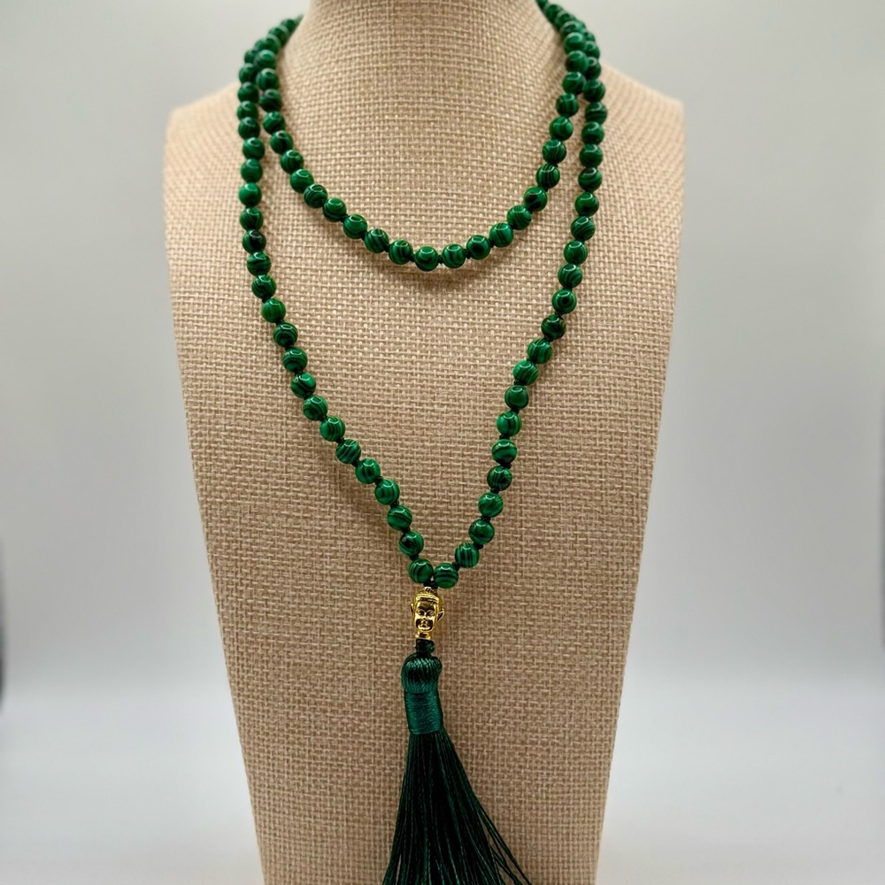 Elegant Green Beaded Necklace with Tassel